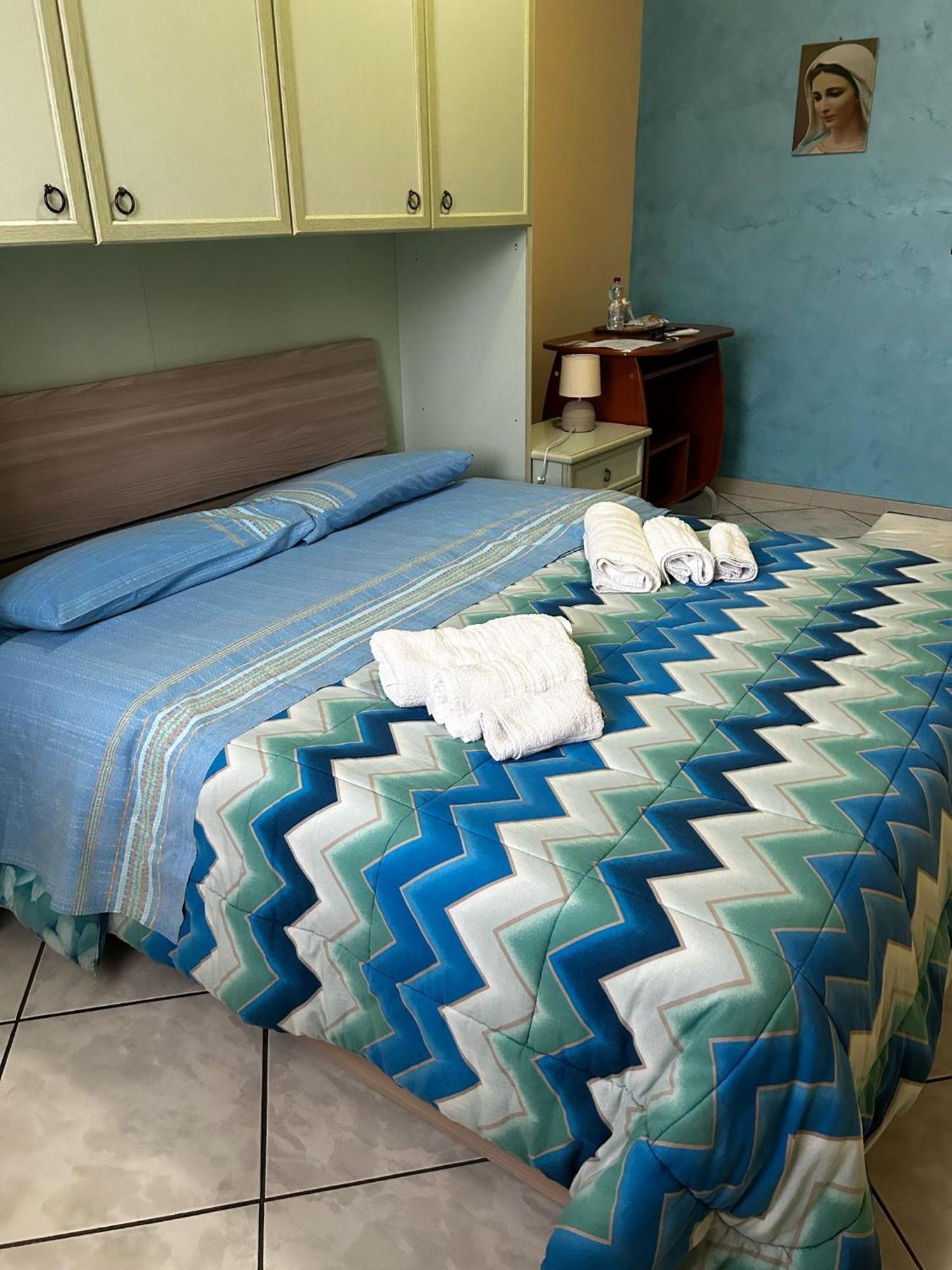 Bed and Breakfast Grotta Del Monaco à Pedara Chambre photo